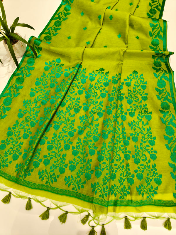 Elisha Raw Silk Floral Weaving Saree - GREEN
